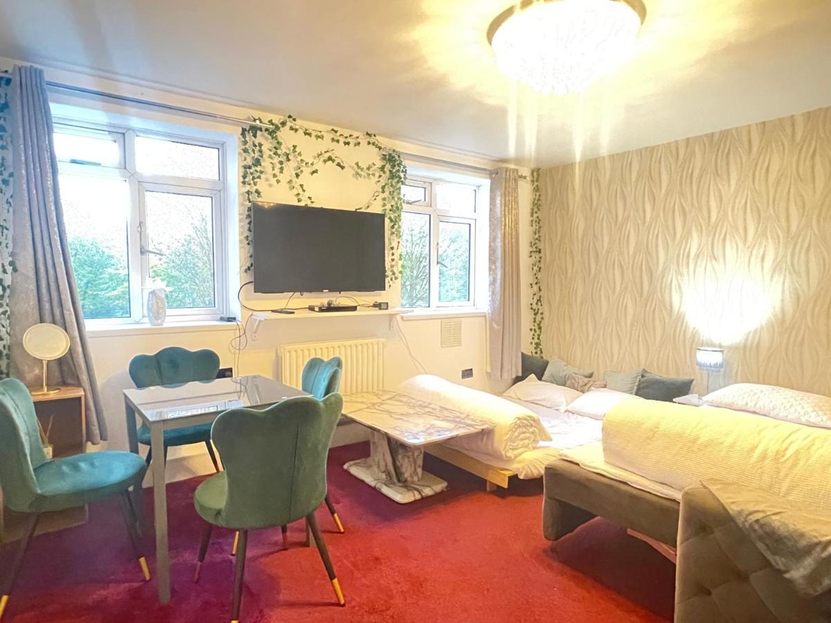 Room With Shared Kitchen London Kültér fotó